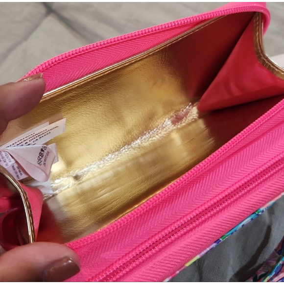 Disney X Lilly Pulitzer Crossbody Purse NWT - Picture 7 of 9